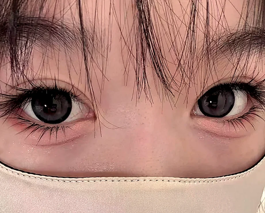 Client result — Designer-style lash extensions in progress
