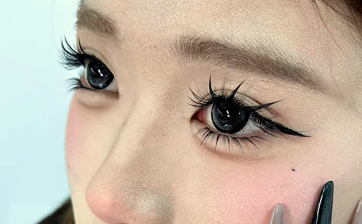 Client result — Classic lash set portrait